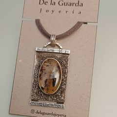 Colgante de Plata con texturas y Cuarzo dendrítico - De la Guarda Joyería