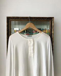 Remera Ayres en internet