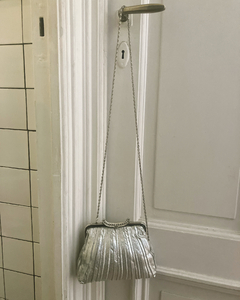 Cartera plata