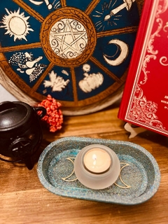 PLATO CEREMONIAL OVALADO TRIPLE DIOSA en internet