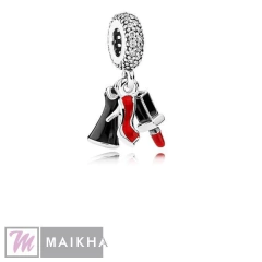 GLAMOUR VESTIDO, LABIAL Y TACO COMBINANDO ROJOS Y NEGROS
