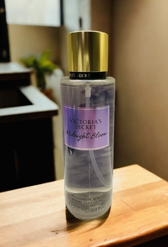 MIDNIGHT BLOOM - comprar online