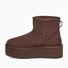 BOTA UGG CLASSIC MINI PLATFORM MARROM na internet