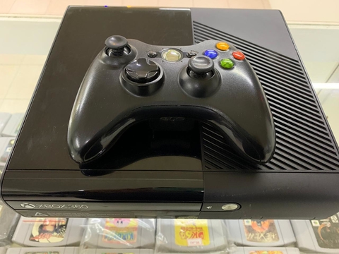 Xbox 360 Super Slim