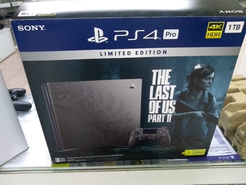 Playstation 4 Versão The Last of Us Part II