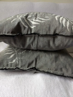 Almohadón Gray