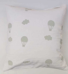 Almohadon Globos y Nubes Blanco - comprar online