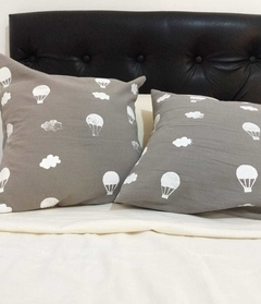 Funda Almohadon Globos y Nubes Gris