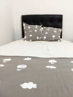 Pie de Cama Globos y Nubes - comprar online