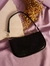 Bolsa Baguete Croco Preto