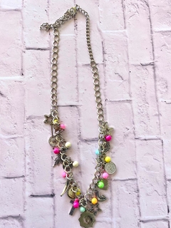 Collar pelotitas colores