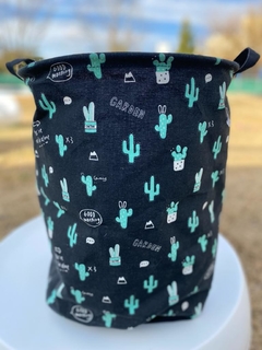 Contenedor Cactus negro