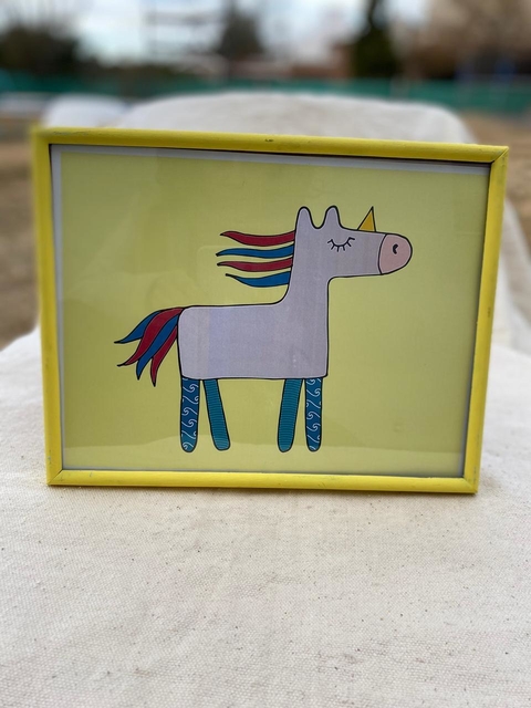 Cuadro unicornio amarillo
