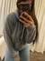 Buzo gris en internet