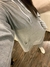 Pantalón gris en internet