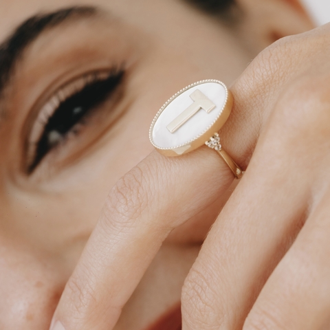 Anel Thaís Com Inicial - Personalizados
