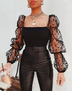 Blusa Manga Longa de Bolinhas Poá