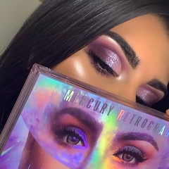 Paleta Mercury Retrograde Huda Beauty na internet