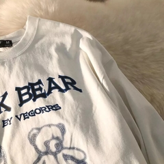 Camiseta Manga Longa Black Bear na internet