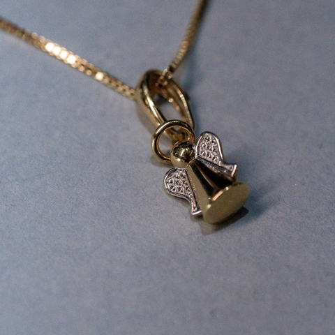 PINGENTE ANJO DA GUARDA EM DIAMANTE OURO 18k