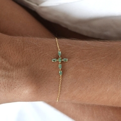 Pulseira cruz Esmeralda ouro 18k na internet
