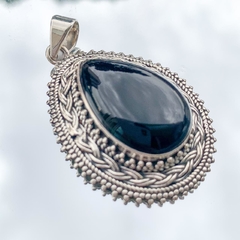 Pingente oval ônix prata 925