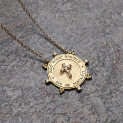ESCAPULÁRIO TUDO POSSO NAQUELE QUE ME FORTACELE OURO 18k COM BRILHANTES