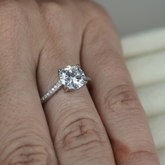Anel Solitário aro Torto Zirconia Prata 925 - comprar online
