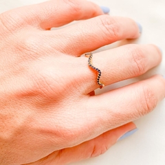 Anel ondas safira e esmeralda ouro 18k - loja online