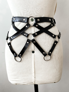 Cinto harness Jude na internet