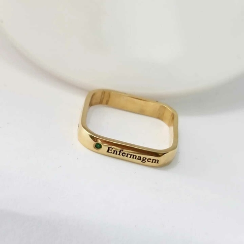 ANEL DE FORMATURA QUADRADO BANHADO A OURO