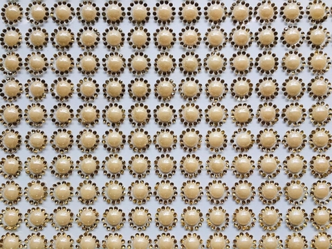 Manta Bola 11mm Nude c/ Strass Ouro 24x40cm