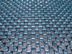Manta - Quadrada Azul Bebe c/ Prata 8x8 - 24x40cm