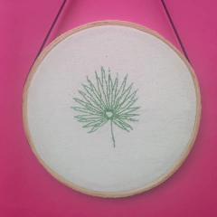 Quadro Decorativo Bordado à Mão em Bastidor 14 - loja online