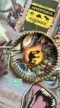 PLATOS JURASICC WORLD X8U en internet