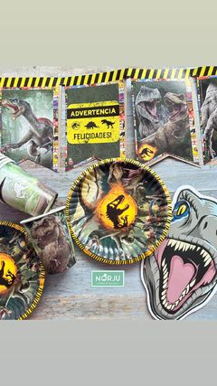 PLATOS JURASICC WORLD X8U - comprar online