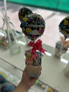 GOLOSINERAS CON GLOBO FELIZ CUMPLE - comprar online