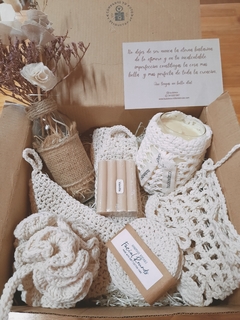 GIFT BOX CAJAS DE REGALOS "SET de BAÑO CROCHET"...........20%OFF TRANSFERENCIA