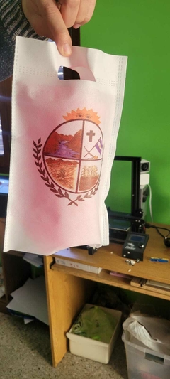 Imagen de Bolsas de 20x30cm con fuelle de 10cm y manija riñon