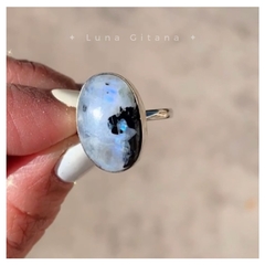 Anillo Piedra de la Luna Turmalinada en internet