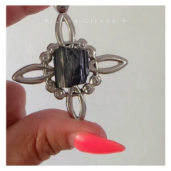 Collar Nudo de Bruja con Piedras - Luna Gitana