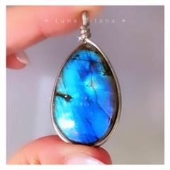 Dije Artesanal Labradorita Azul - Luna Gitana