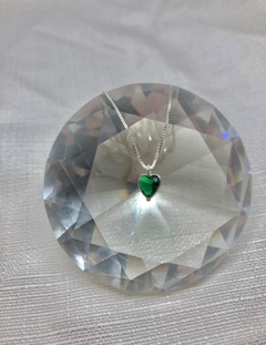 Colar Coração Verde Escuro - comprar online