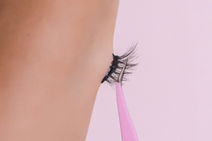 COLA ADESIVA CamilaColombo Makeup na internet