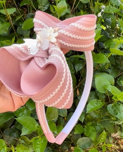 Tiara Helô
