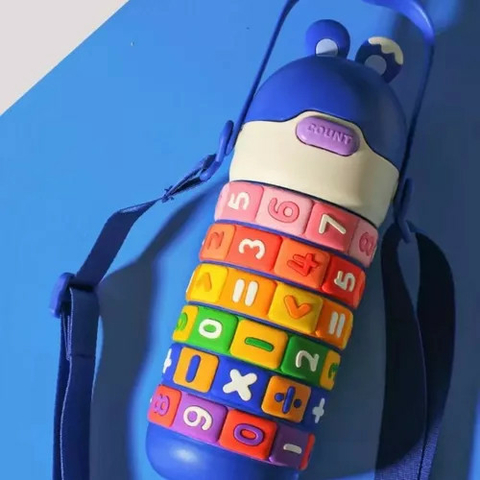 Copo Térmico Vácuo Matemática com Alça 430ml - Golden Rio