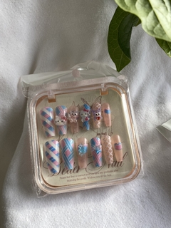 uñas postizas sanrio con pegamento y lima - tienda online