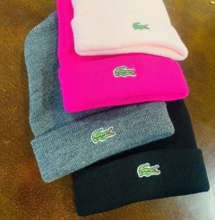Touca Lacoste