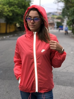 Corta Vento Nike - comprar online