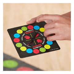 Twister a ciegas - hasbro en internet